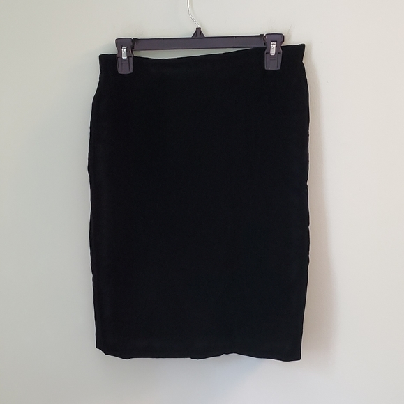 EUC CHRISTIAN DIOR Black Velvet Knee-Length Skirt Medium - Picture 4 of 7